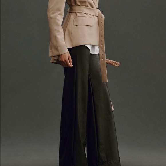 Maeve Pleated-Back Blazer - Picture 3 of 4